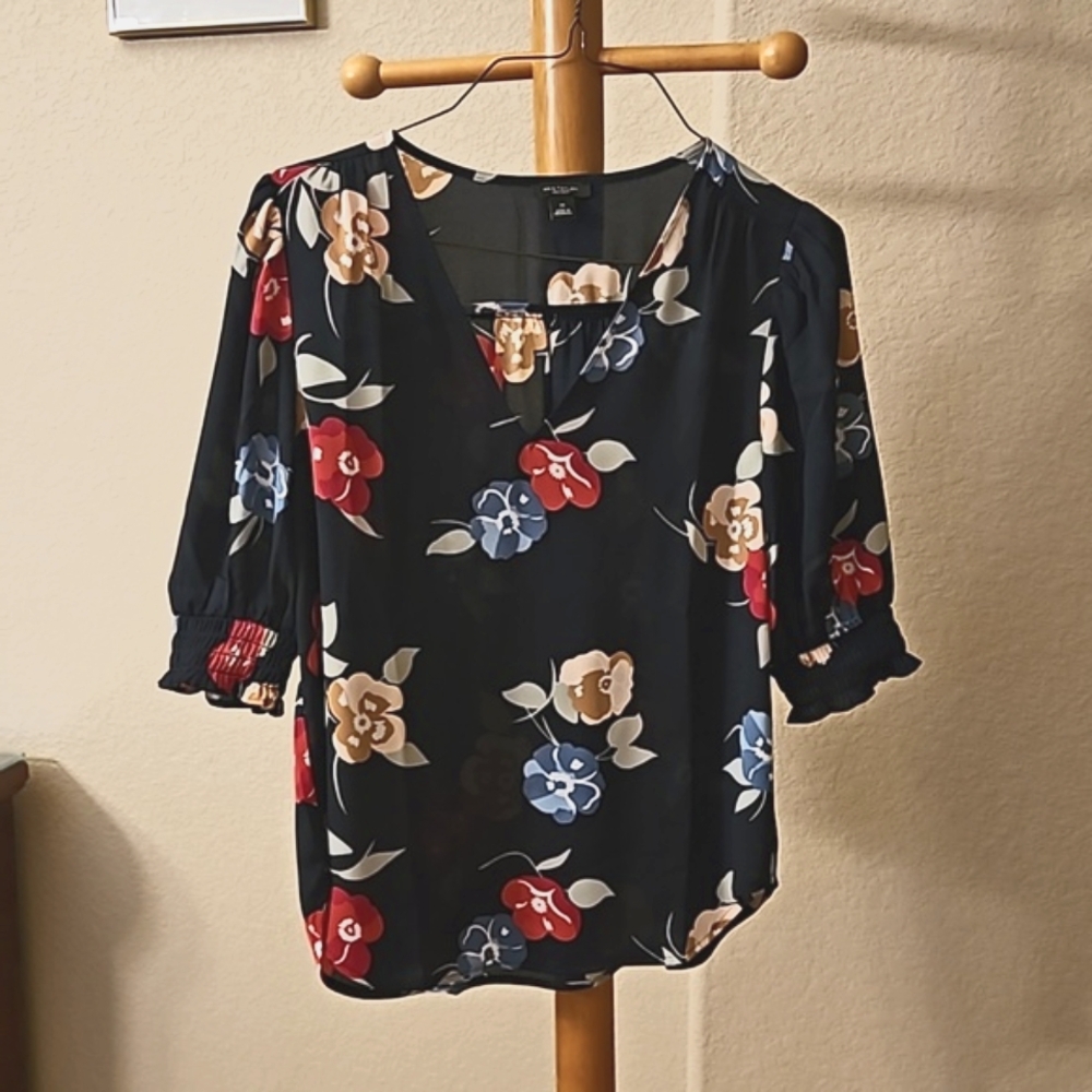 Ann Taylor Factory, Navy Print Top, XS